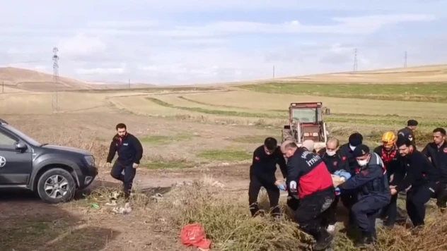 Fosseptiğe temizlik için giren 2 kişi zehirlendi