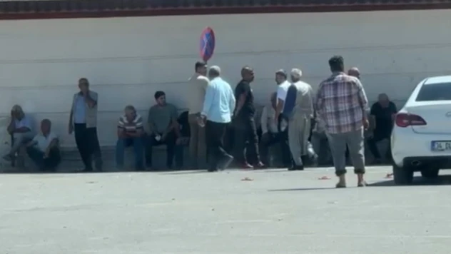 Genç çift evde silahla öldürülmüş halde bulundu