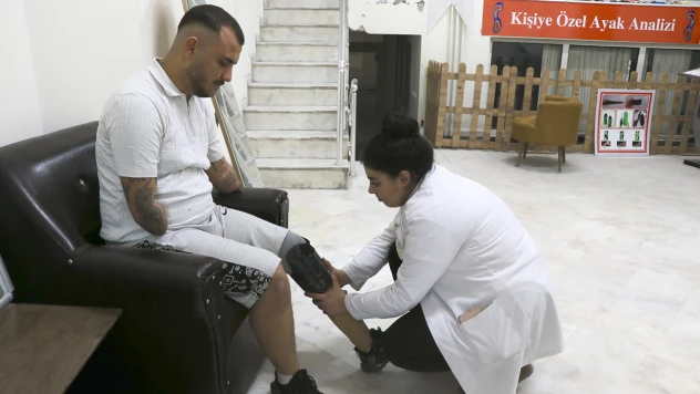 Genç kadın, ürettiği ortez ve protezlerle engellilerin yaşamını değiştiriyor