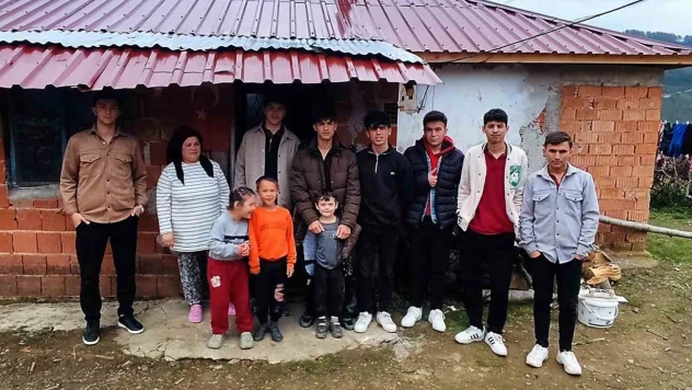 Genç ustalar sahada! Kabloları değil hayatları onardılar