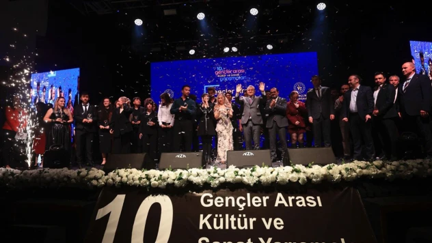 Gençler arası ses yarışması Türkiye finali nefes kesti