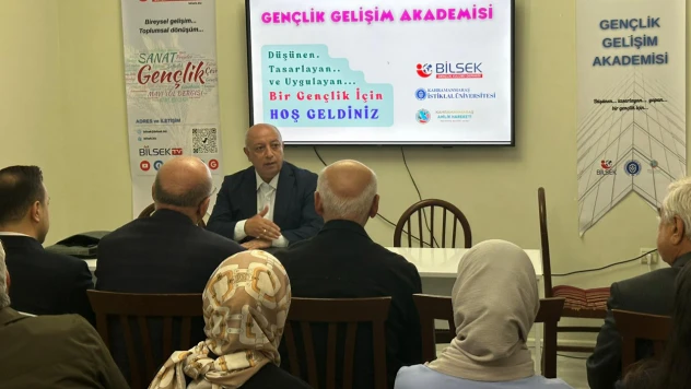 Gençlik Gelişim Akademisi, Türkiye Yüzyılı ve Gençlik söyleşisi ile başladı