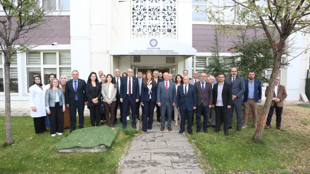 GÜ'deki araştırma merkezi, bilimsel altyapısı ve sanayi iş birlikleriyle dikkat çekiyor