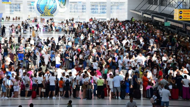 Havalimanları her ay ortalama 19,2 milyon yolcuya hizmet verdi