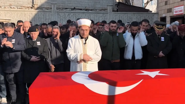 Hayatını kaybeden uzman çavuş, son yolculuğuna uğurlandı