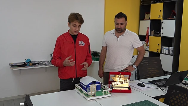 Hayvanların afet anında kaçabilmelerini sağlayan otomatik tahliye sistemi