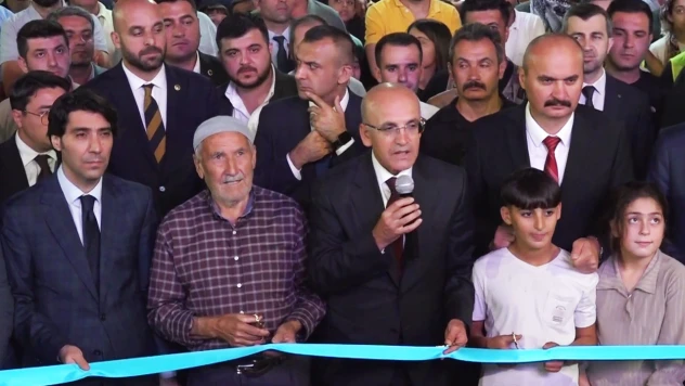 Hazine ve Maliye Bakanı Şimşek, Batman'da konuştu