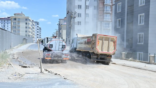 Hürriyet ve 5 Nisan'da konforlu ulaşım için ekipler sahada