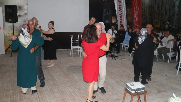 Huzurevi sakinleri Dünya Yaşlılar Günü etkinliğinde buluştu