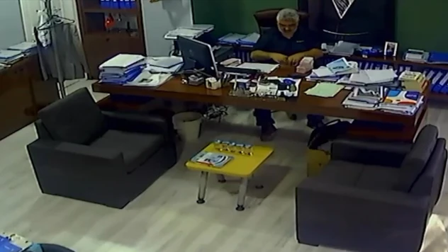 İBB'ye yönelik yolsuzluk soruşturmasında para alışverişi kamerada