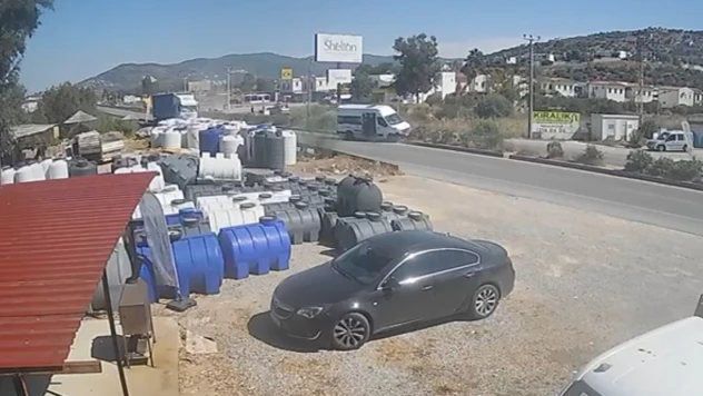 İki ayrı trafik kazasında 2 kişi öldü, 9 kişi yaralandı