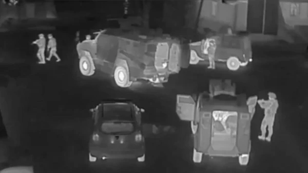 İki ilde düzenlenen operasyonda 37 göçmen kaçakçısı yakalandı