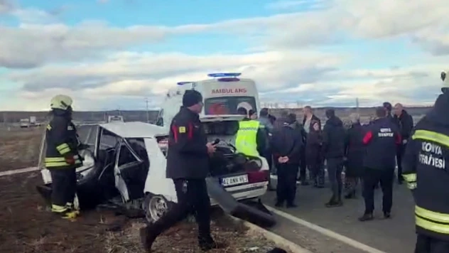 İki otomobilin çarpıştığı kazada 1 kişi öldü, 1 kişi yaralandı