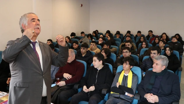 İKTA-DER'den gençlere etik ve hedef odaklı kariyer vurgusu