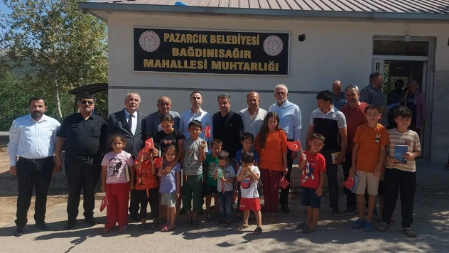 İKTA-DER'den Pazarcık'ta anlamlı kitap bağışı