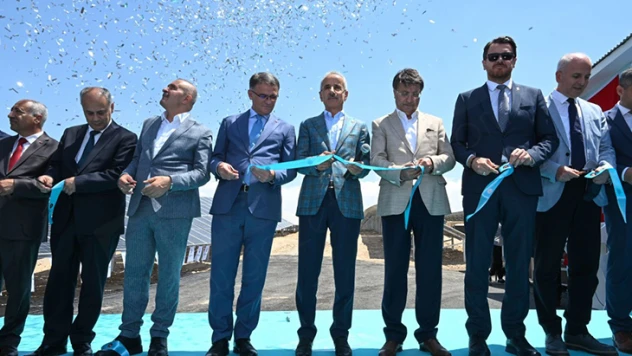 İlk güneş enerji santrali hizmete açıldı