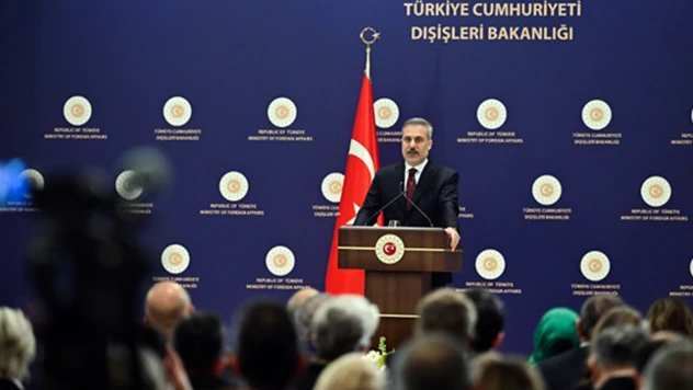 İran'a yönelik bir askeri müdahaleye karşıyız