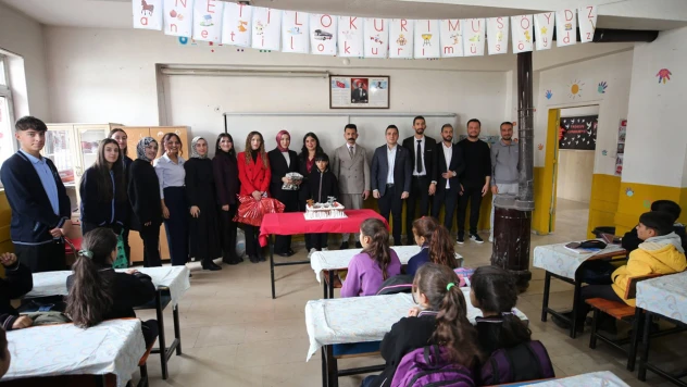 İyi ki doğ-Muş sloganıyla köylerdeki çocuklara doğum günü sürprizi