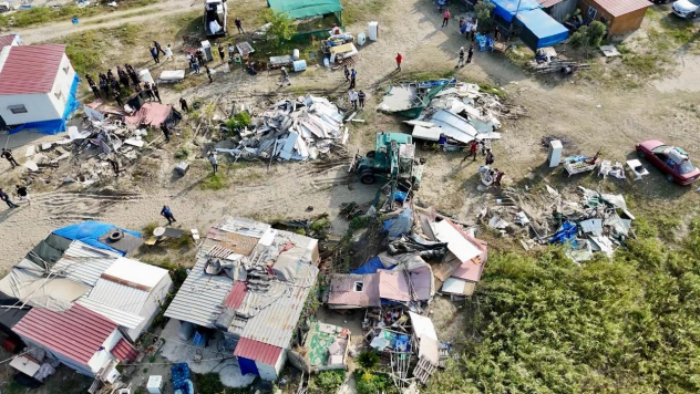 Kaçak yapılar bir bir yıkılıyor