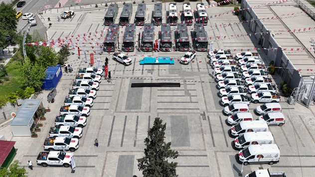 Kahramanmaraş'a tarihi araç yatırımı, 144 hizmet aracı filoya kazandırıldı