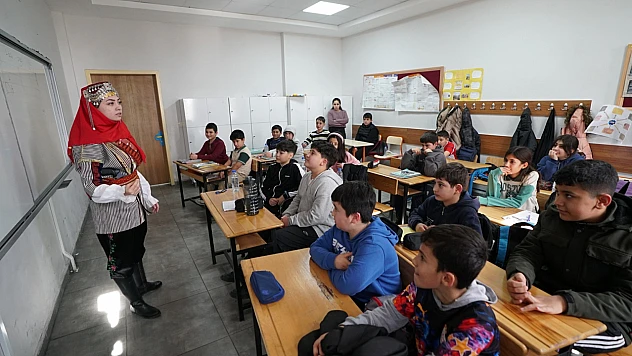 Kahramanmaraş'ın destansı direnişi okullara taşındı