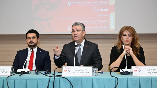 Kahramanmaraş'ta 102'nci yılında dünden bugüne Cumhuriyet paneli