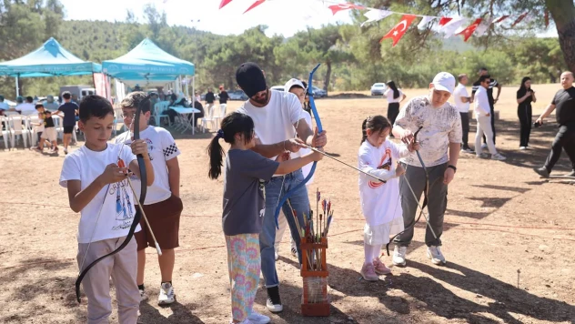 Kahramanmaraş'ta bahar ve yöresel oyunlar kültür şenliği düzenlendi