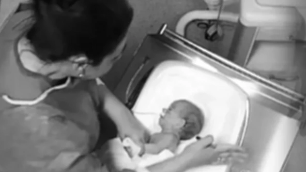 Kahramanmaraş'ta bebeğe şiddet uygulayan hemşire teslim oldu