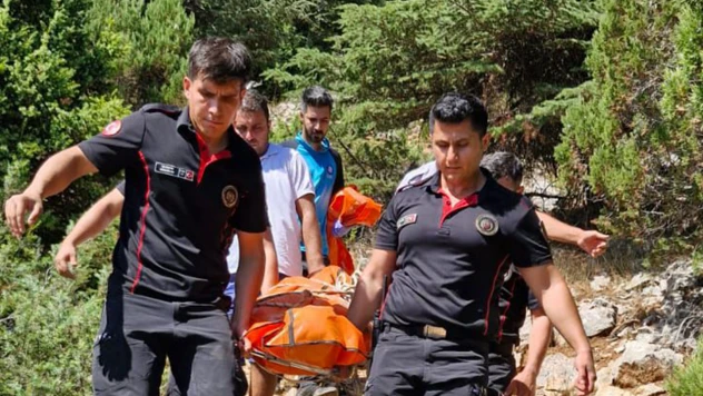 Kahramanmaraş'ta dağda ekşi toplarken kalp krizi geçiren kişi hayatını kaybetti