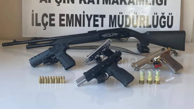 Kahramanmaraş'ta düğünde silahla havaya ateş açan 4 şüpheli yakalandı