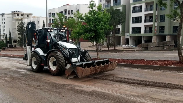 Kahramanmaraş'ta ekipler sağanak yağmur sonrası sahaya indi
