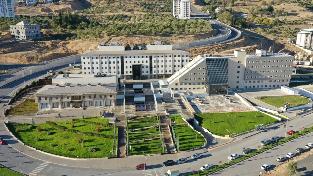 Kahramanmaraş'ta İl Başkan Yardımcısı, Başkan Yardımcısını şekerlikle yaraladı