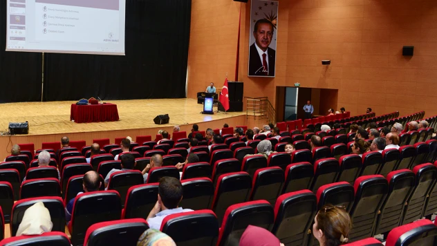 Kahramanmaraş'ta kamu binalarında enerji verimliliği konulu konferans