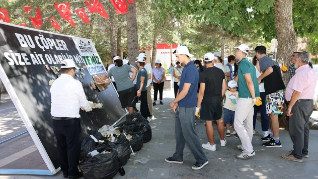 Kahramanmaraş'ta öğrenciler çevre temizliği yaptı