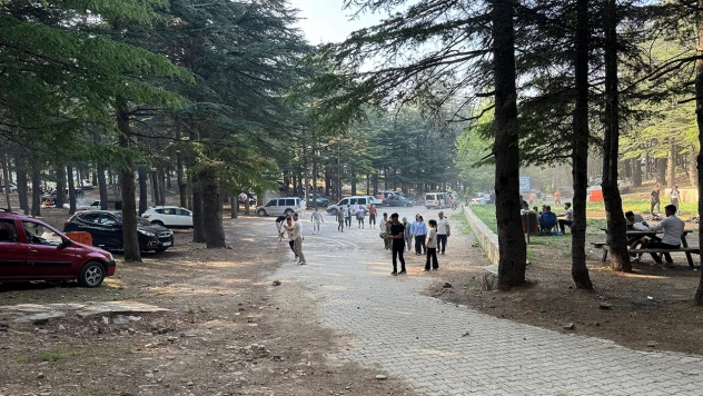 Kahramanmaraş'taki Yavşan Yaylası'nda bayram yoğunluğu yaşanıyor