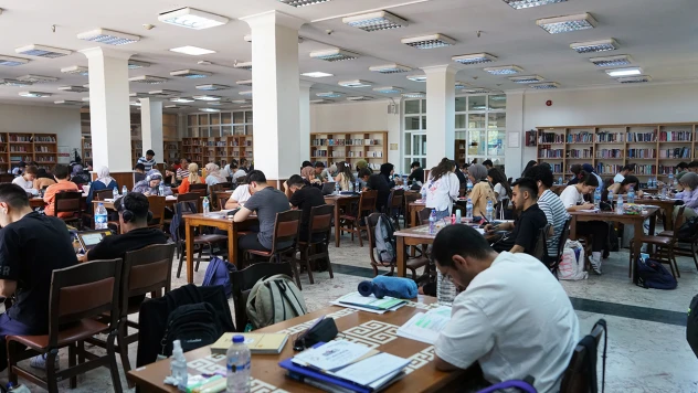 Kahramanmaraşlı gençler, sınavlara Büyükşehir'in Kütüphanelerinde hazırlanıyorlar