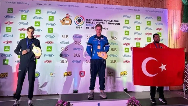 Kahramanmaraşlı sporcu Dünya Kupası'ndan madalyayla döndü