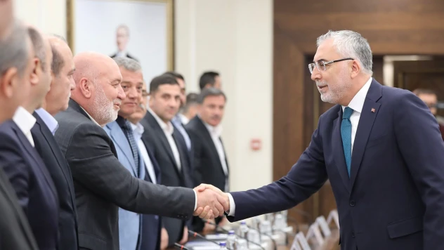 Kamu Personeli Danışma Kurulu, Bakan Işıkhan'ın başkanlığında toplandı