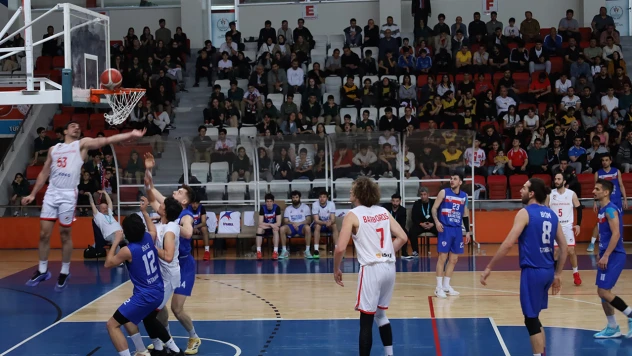 Kipaş İstiklal Basketbol, bir kez daha kazandı