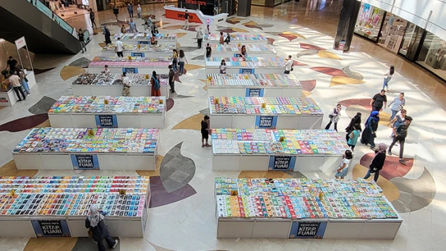 Kitap okurları, 17 Eylül'e kadar Kitap Fuarını ziyaret edebilecek