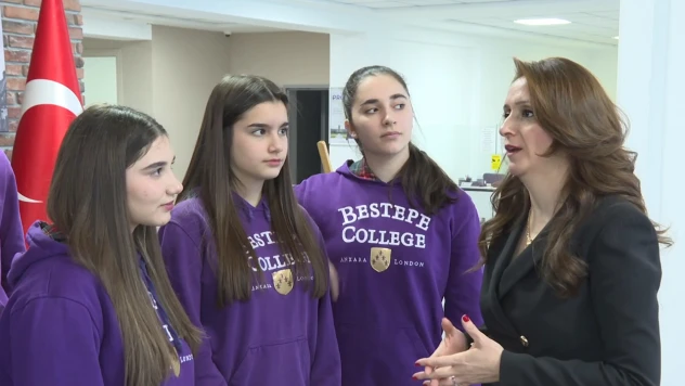 Kız öğrencilere umut olan Türk eğitimciye küresel ödül