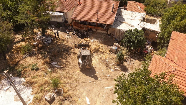 Kötü koku ihbarına giden ekipler gözlerine inanamadı