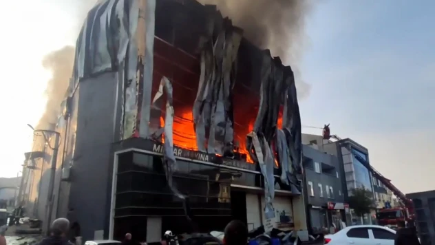 Kozmetik fabrikasında yangın çıktı! 6 kişi öldü, 1 kişi yaralandı