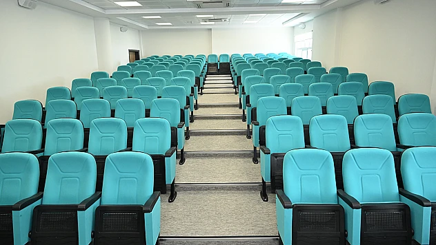 KSÜ'ye yeni bir konferans salonu