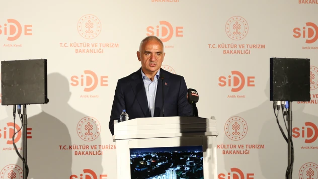 Kültür ve Turizm Bakanı Ersoy, ziyaretçi sayılarını açıkladı