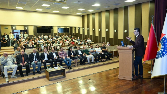 Küresel Belirsizlik Ortamında Yeni Ortadoğu Jeopolitiği Kahramanmaraş'ta konuşuldu