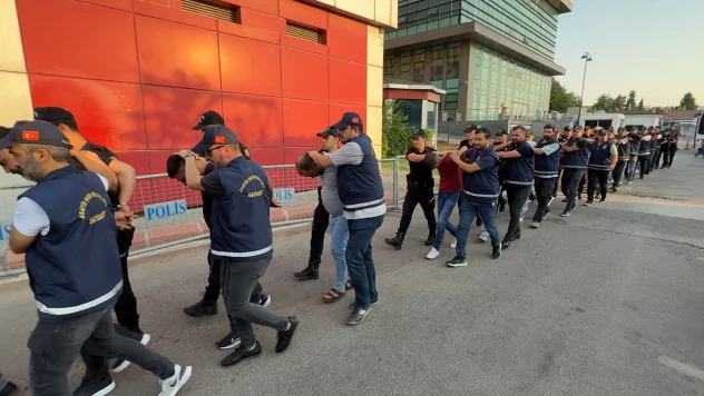 Kurşunlama olaylarına karışan 15 şüpheli adliyede