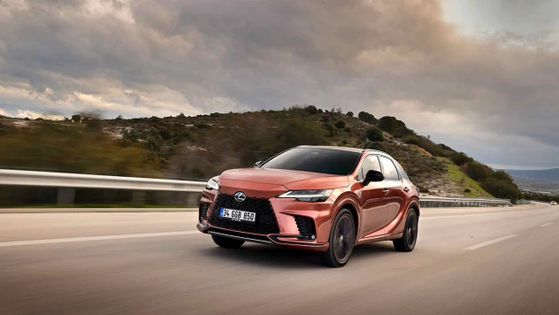 Lexus'tan LBX ve RX modellerinde hazirana özel kampanyalar