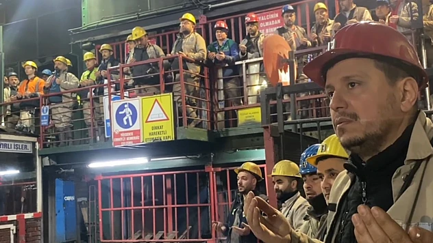 Madenciler depremlerde hayatını kaybedenleri dualarla andı