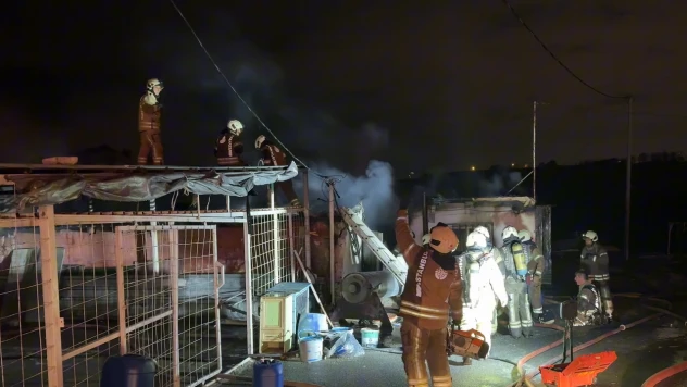 Marangoz atölyesinde çıkan yangın büyük hasar bıraktı